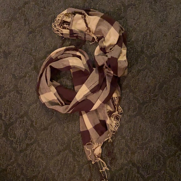 Checkered, spring/autumn scarf!! - Picture 2 of 8